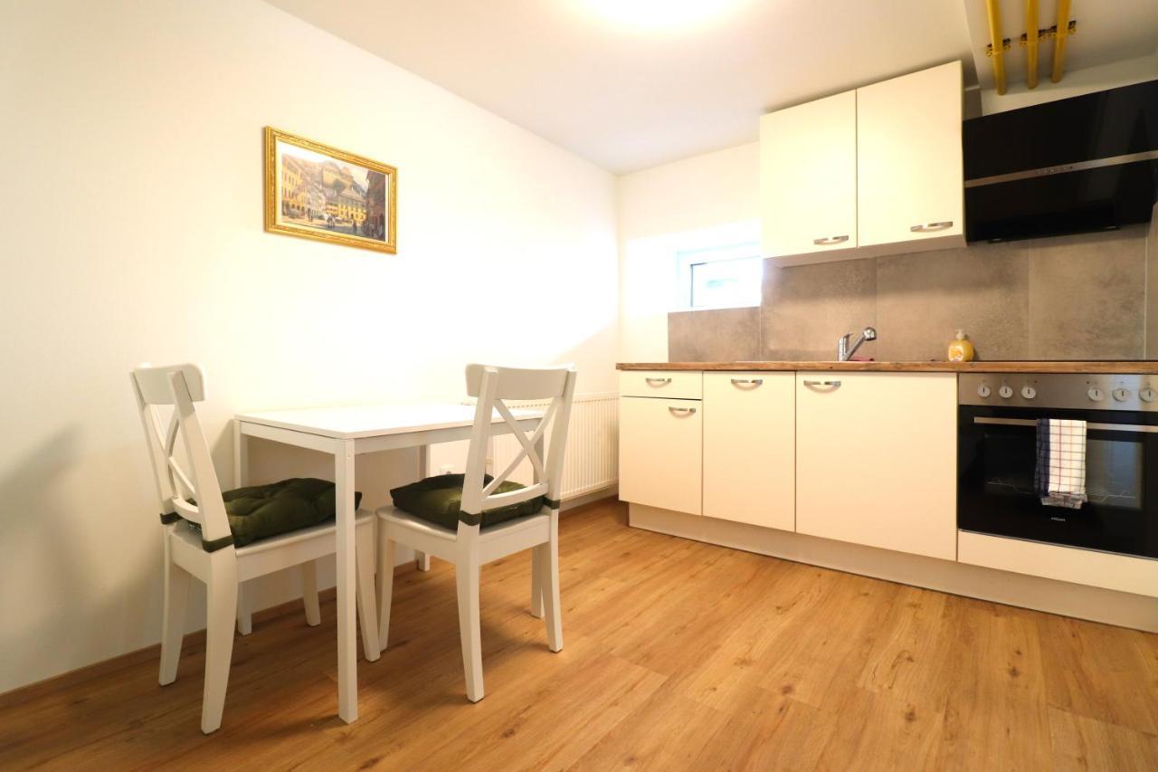 Montfort Apartments - פלדקירש מראה חיצוני תמונה